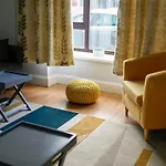 The Woodquay אכסניה