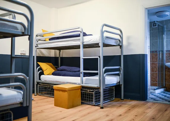 Hostal The Woodquay *